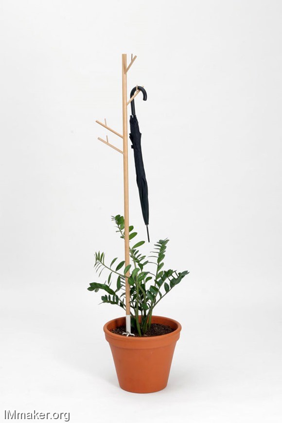 reCOVER-coat-rack-1