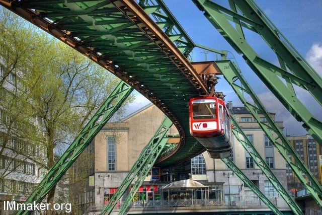 Schwebebahn-7
