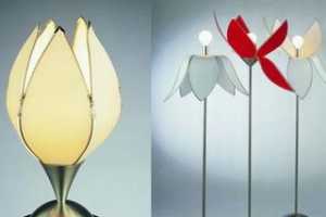 㻨 Tulip lamp